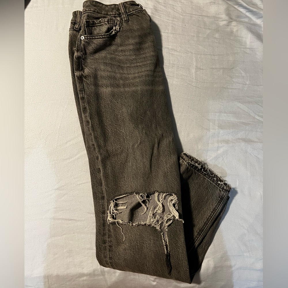 AE MOM JEANS